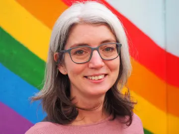 Einzelporträt von der Schulleitung Diana Fallier